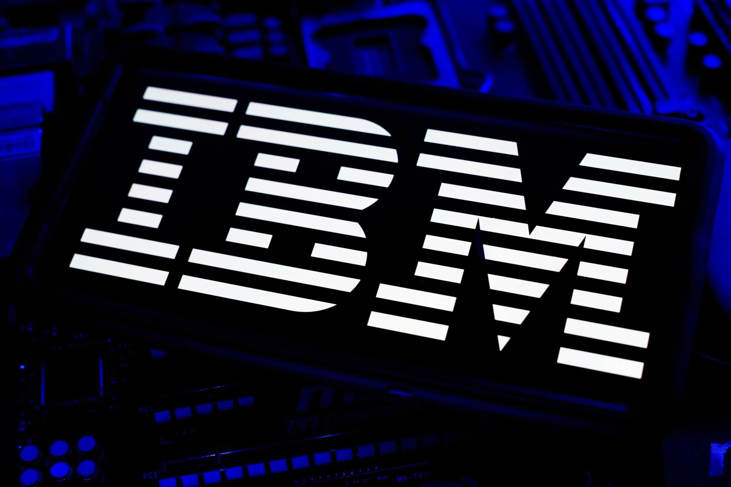IBM (IBM) Stock Falls 19%: Will Quantum Computing Spark a Recovery?